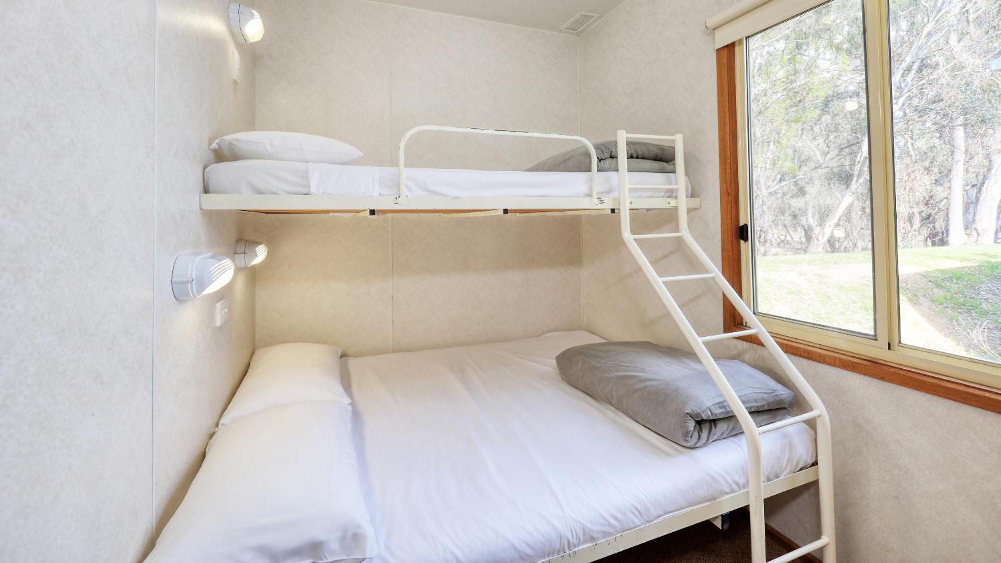 Deniliquin Riverside Caravan Park エクステリア 写真
