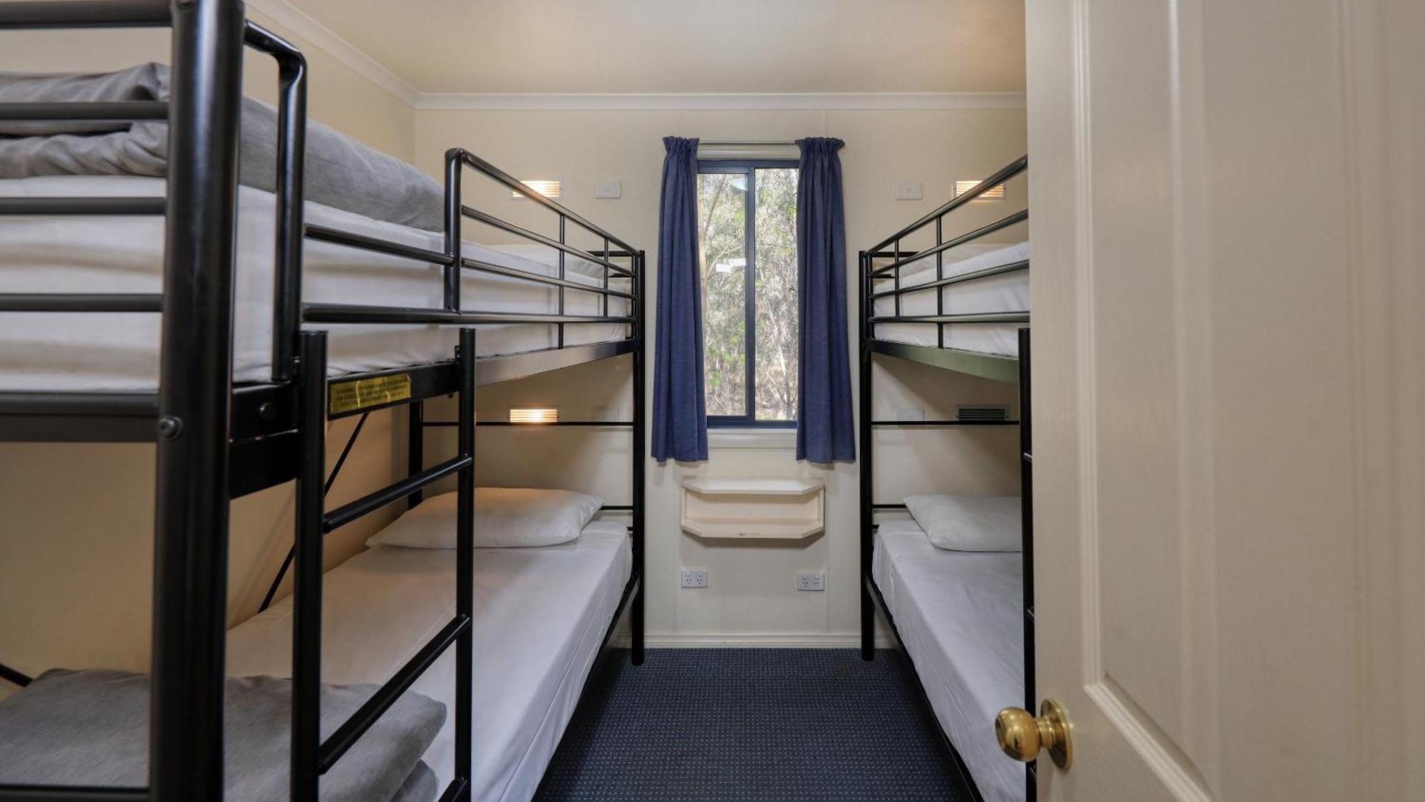Deniliquin Riverside Caravan Park エクステリア 写真