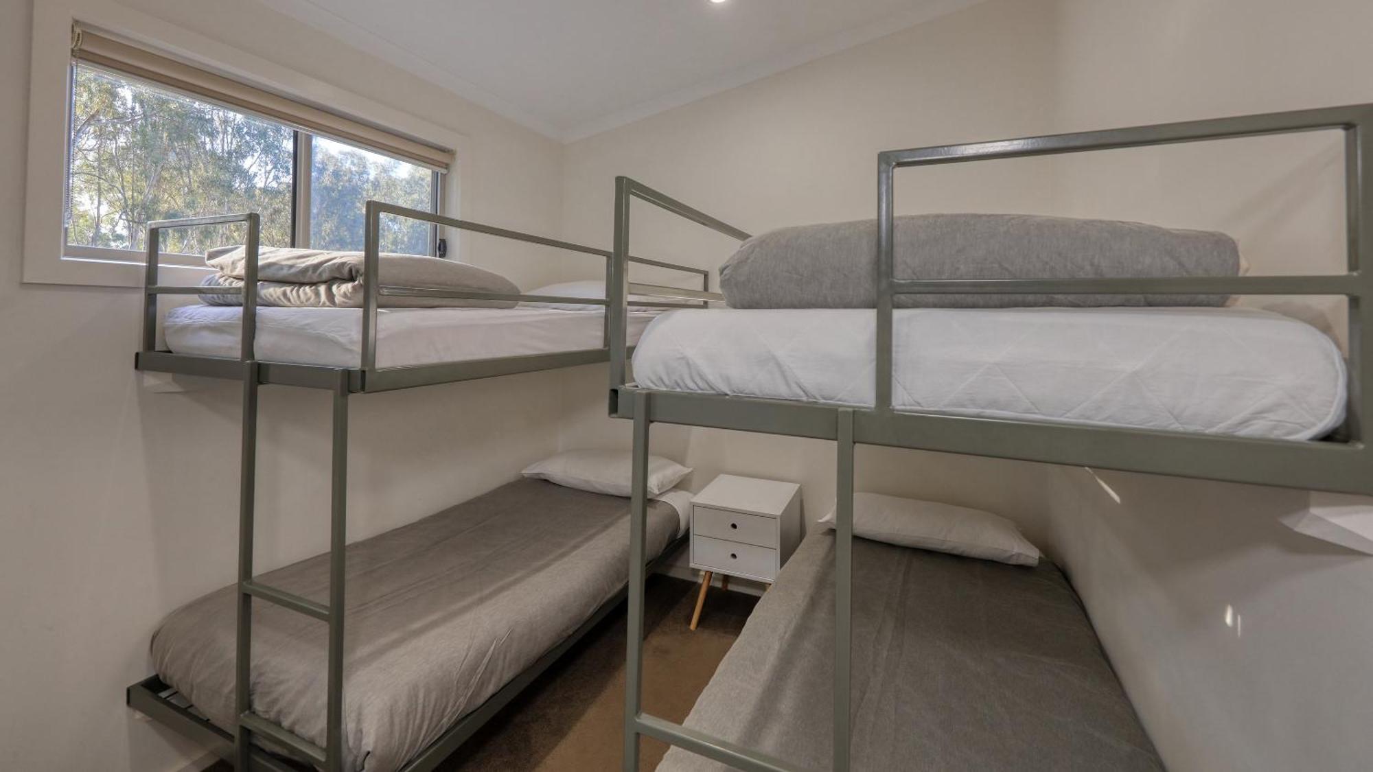 Deniliquin Riverside Caravan Park エクステリア 写真