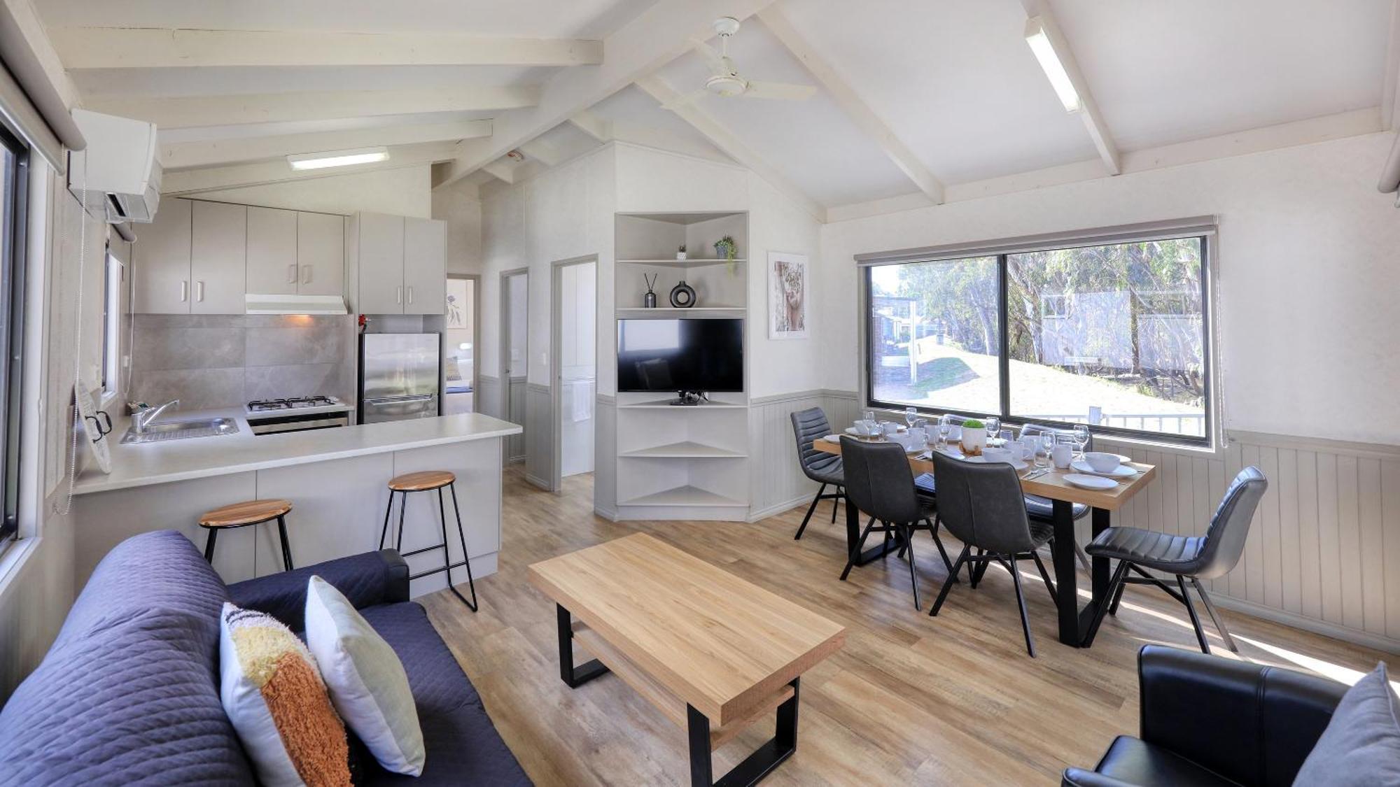 Deniliquin Riverside Caravan Park エクステリア 写真