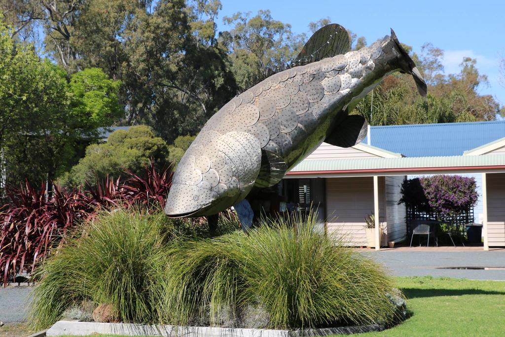 Deniliquin Riverside Caravan Park エクステリア 写真